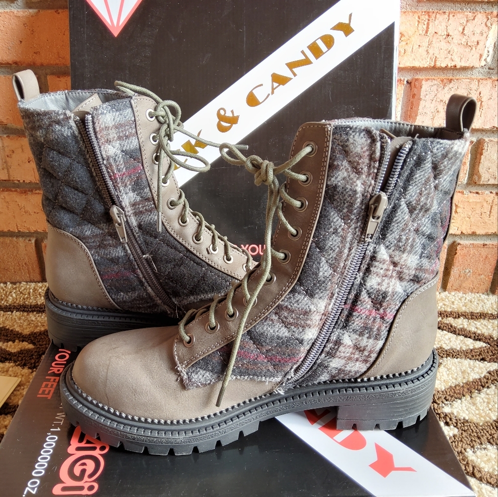 NEW! ROCK & CANDY GREY MAX FAUX LEATHER  COMBAT ANKLE BOOTS SHOES SIZE 6 M - Picture 7 of 11